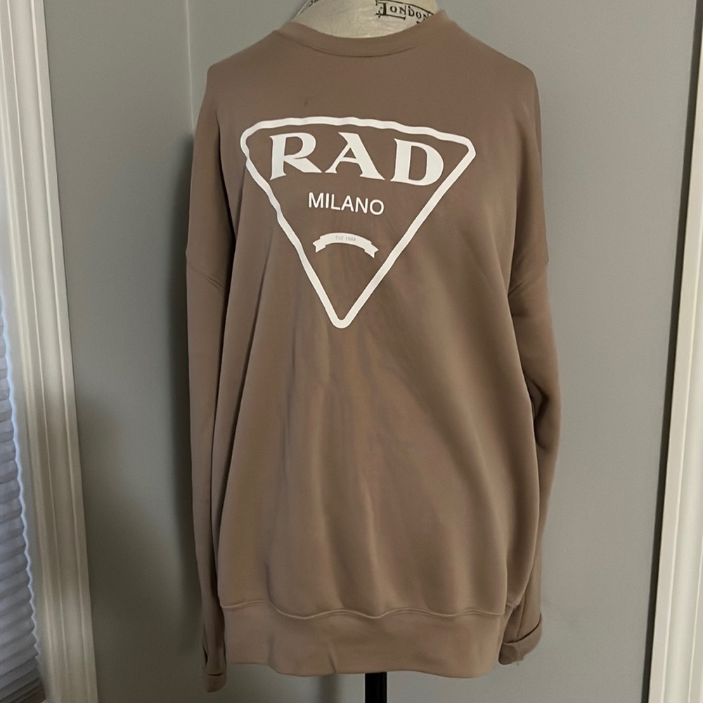 Sweatshirt Taupe Pullover “RAD MILANO” Crewneck Designer Inspired Fleece Lined